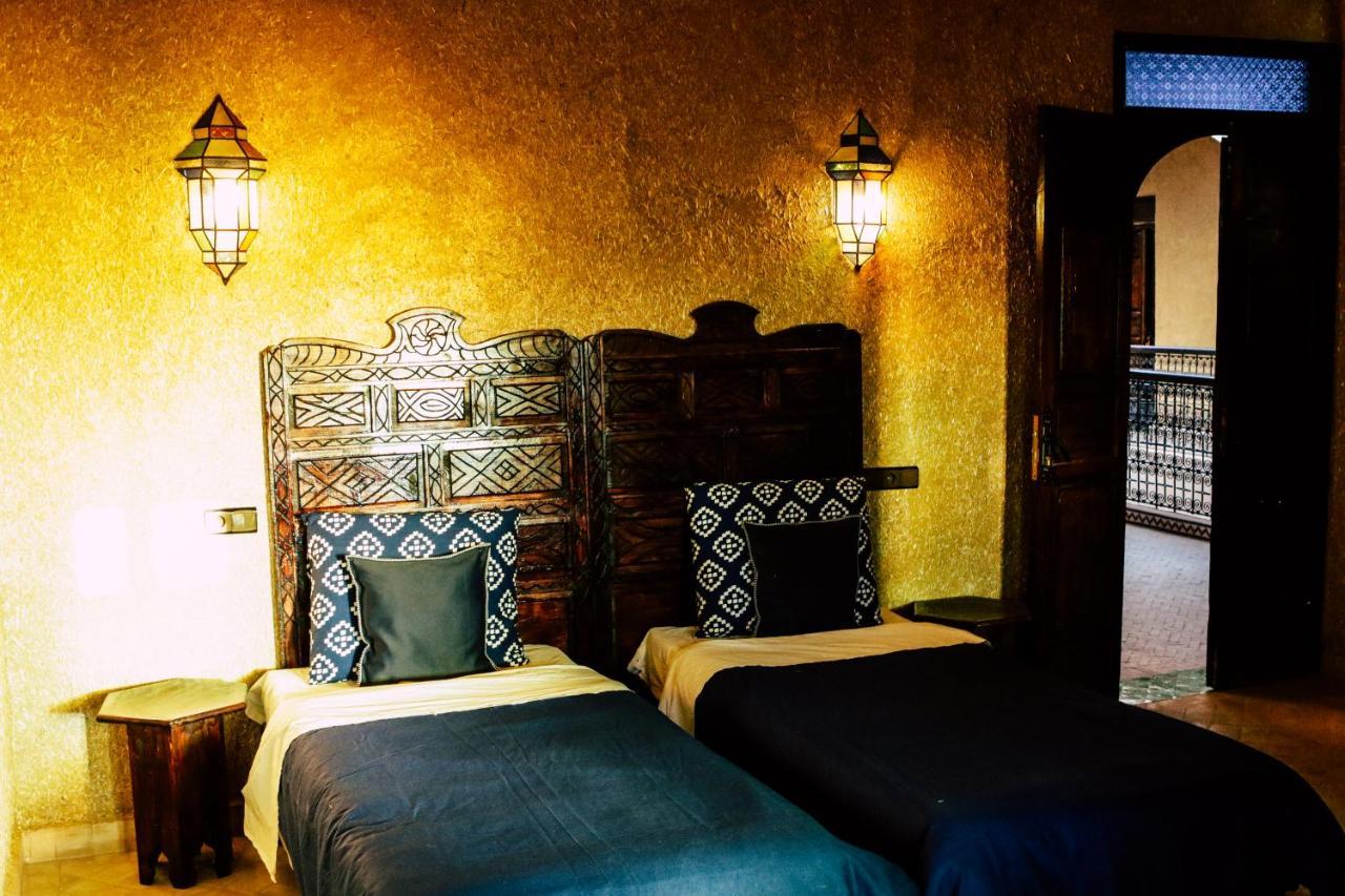 Riad Caravasar Merzouga Exterior foto
